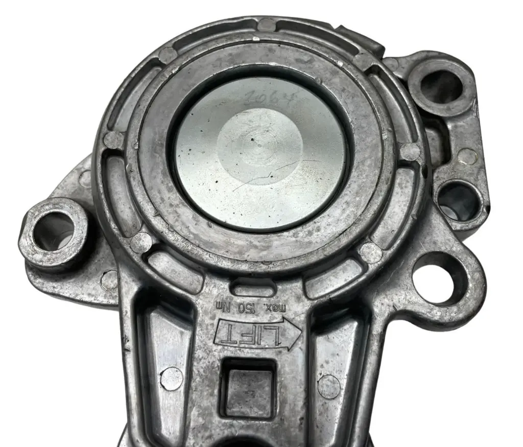 media-catalog-product-a-4-a4702001670_g.webp